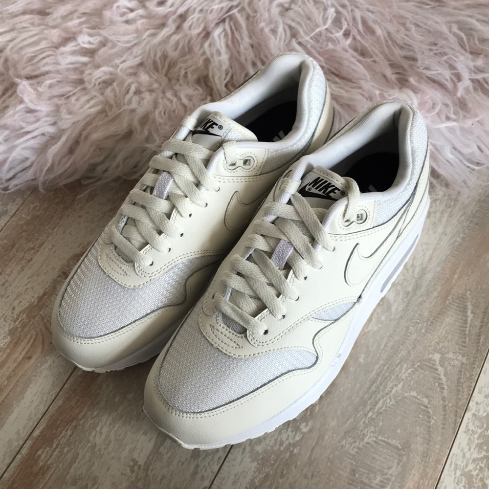 NWT Nike ID Air Max 1 Custom - Picture 6 of 7